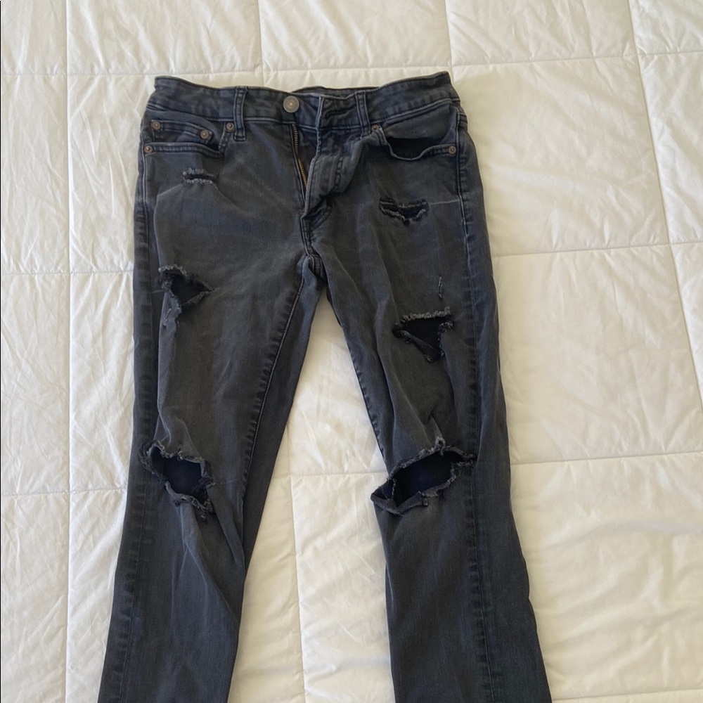Distressed Gray Jeans American eagle size 29X32  $22